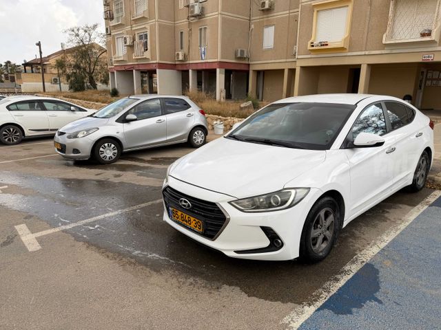 יונדאי אלנטרה