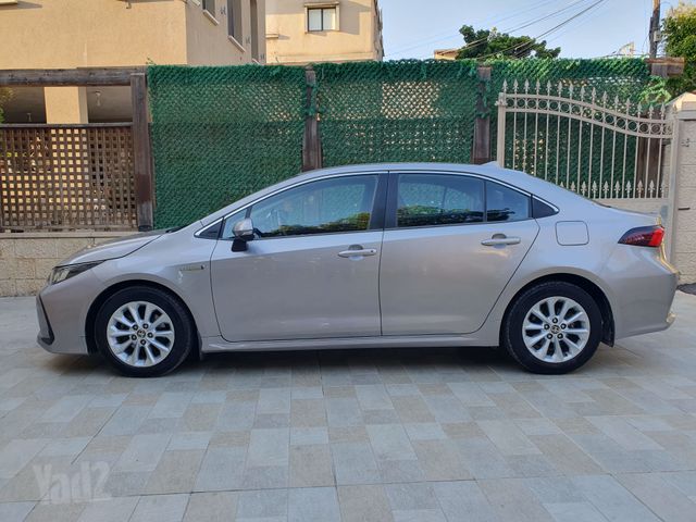 טויוטה קורולה