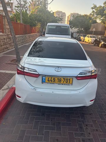 טויוטה קורולה
