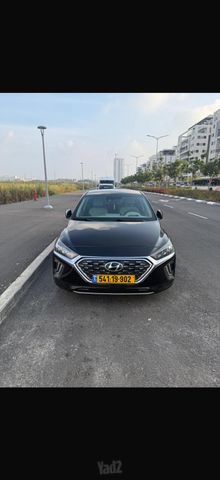 יונדאי איוניק
