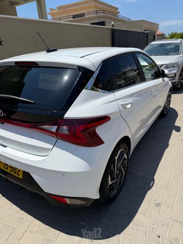 יונדאי i20
