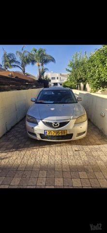 מודעת רכב מאזדה 3
