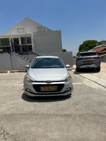 מודעת רכב יונדאי i20