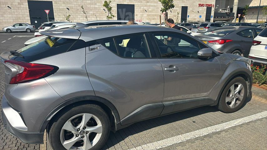 טויוטה C-HR