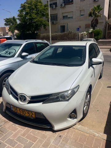 מודעת רכב טויוטה אוריס