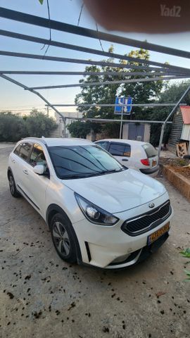 קיה נירו