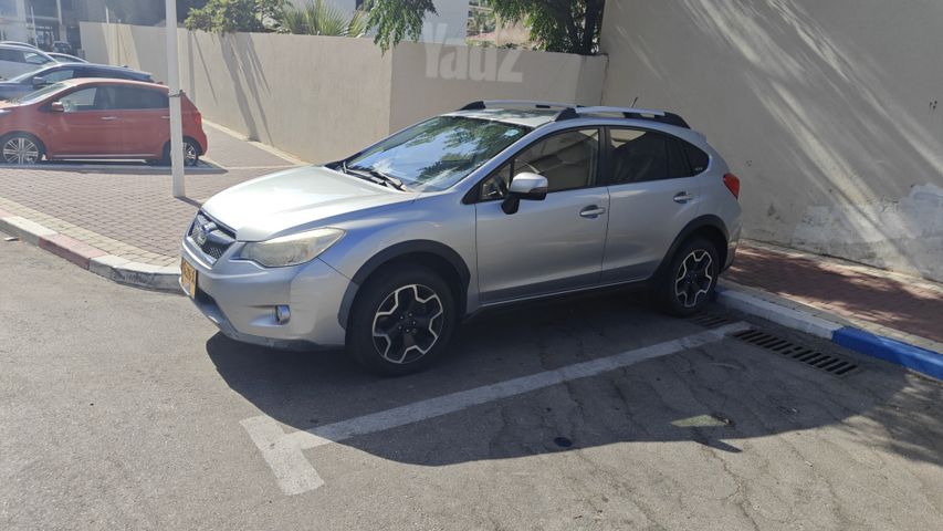 מודעת רכב סובארו XV