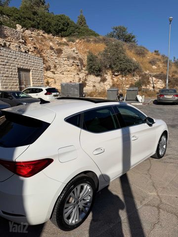 סיאט לאון