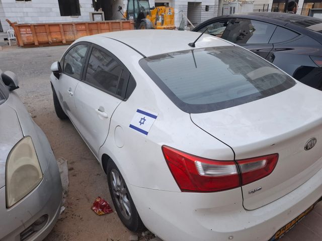 מודעת רכב קיה ריו