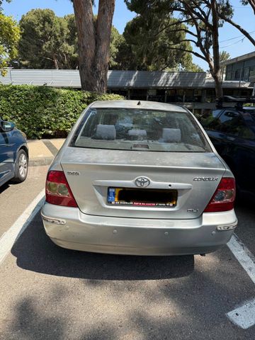 טויוטה קורולה