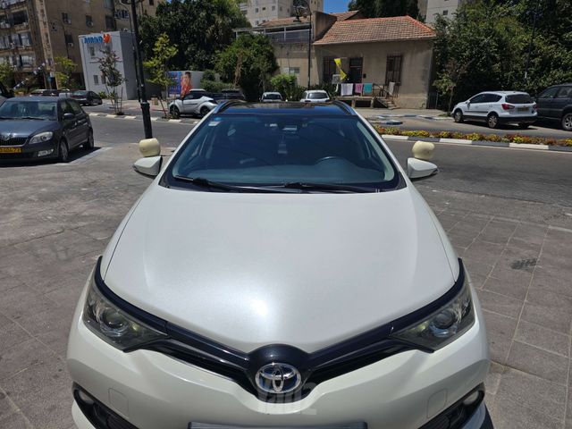 טויוטה אוריס
