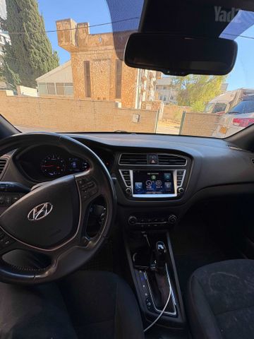 מודעת רכב יונדאי i20