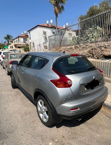ניסאן ג'וק