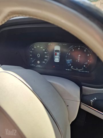 וולוו S90