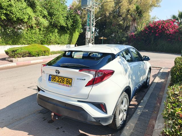 טויוטה C-HR