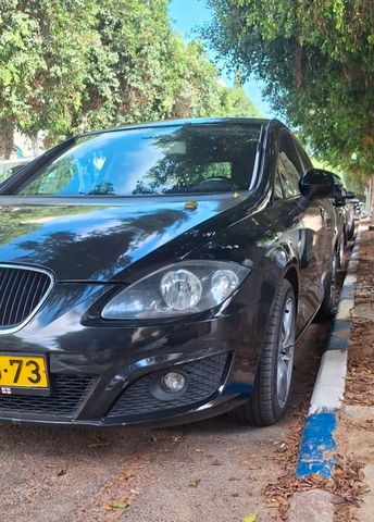 סיאט לאון