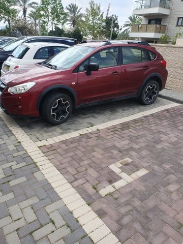 מודעת רכב סובארו XV