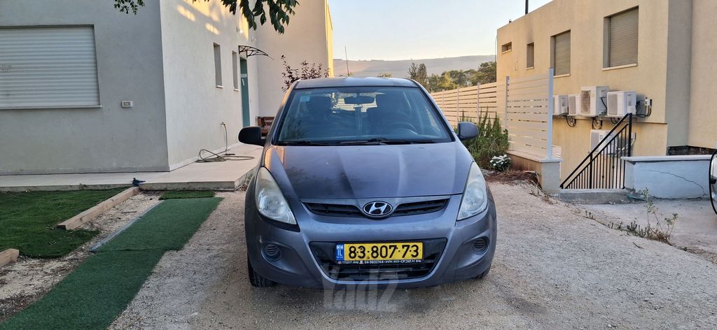 מודעת רכב יונדאי i20
