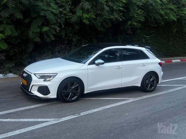 אאודי S3