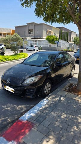 מודעת רכב מאזדה 3