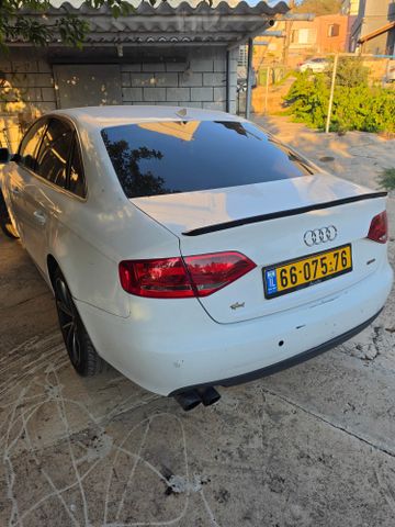 אאודי A4