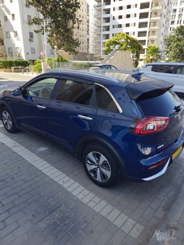 קיה נירו