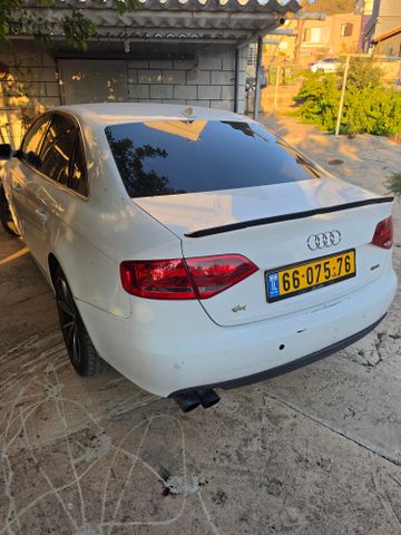 מודעת רכב אאודי A4