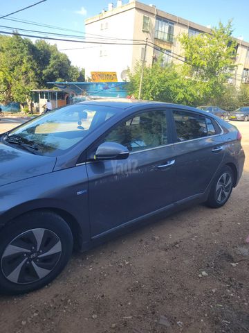 יונדאי איוניק