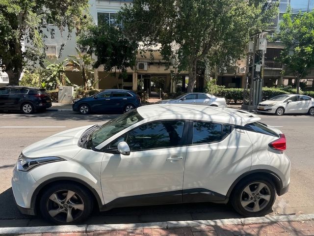 טויוטה C-HR