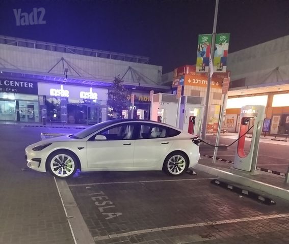 טסלה מודל 3