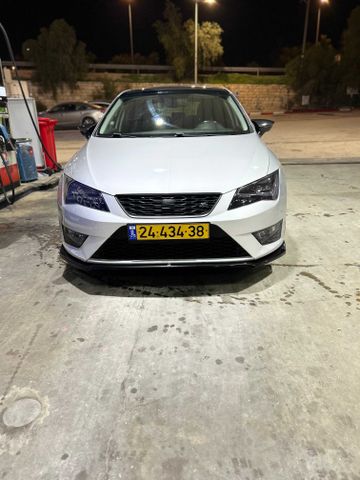 סיאט לאון