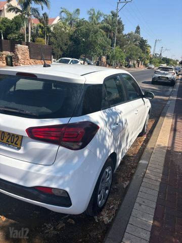 יונדאי i20