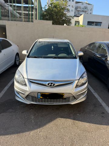 מודעת רכב יונדאי i30