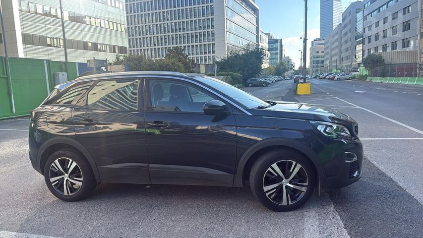 פיג'ו 3008