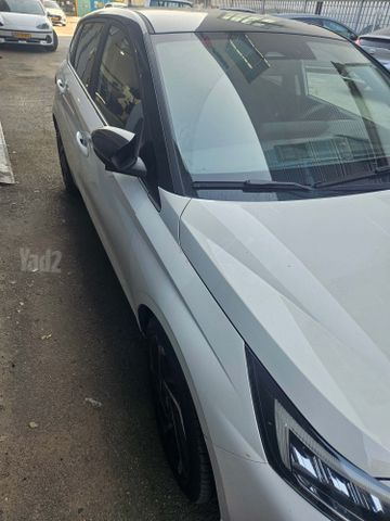 יונדאי i20