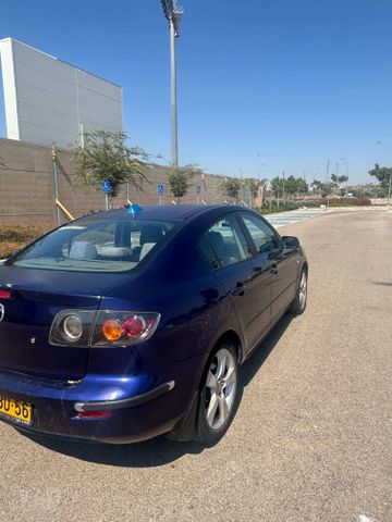 מאזדה 3