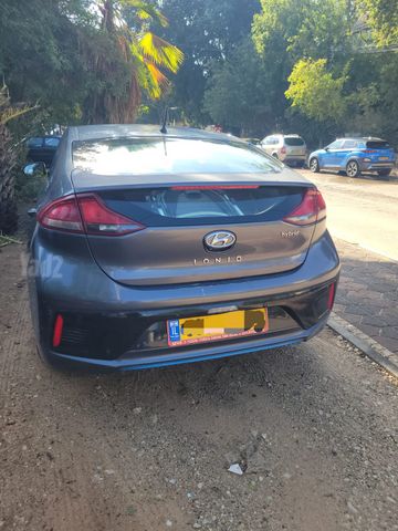יונדאי איוניק