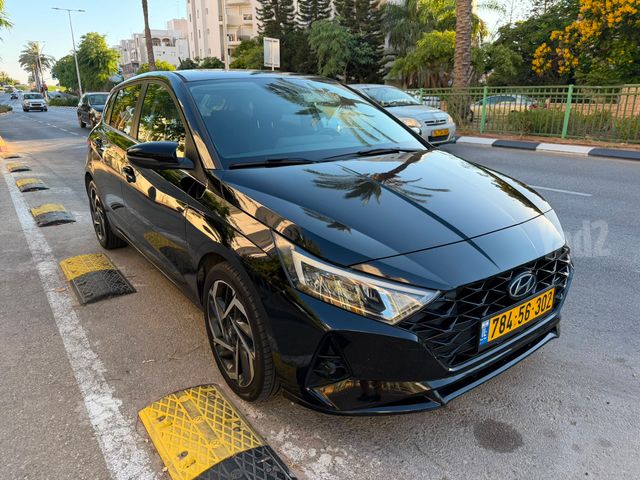 יונדאי i20