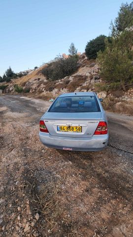 טויוטה קורולה
