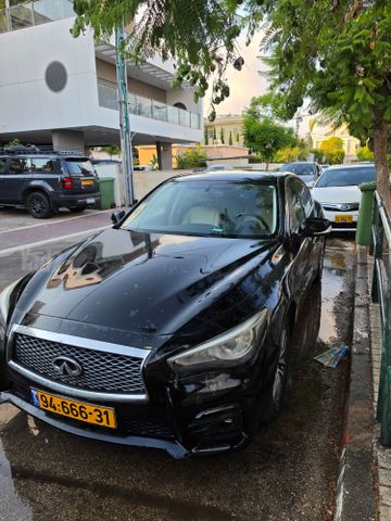 אינפיניטי Q50