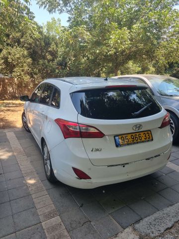 יונדאי i30