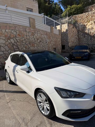 סיאט לאון