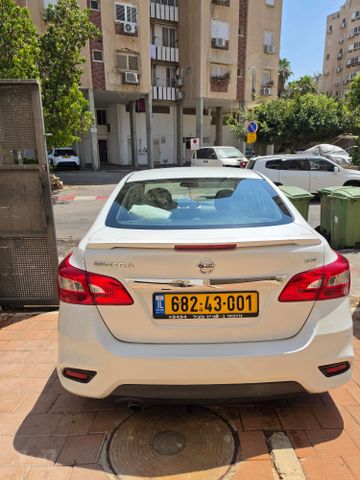 ניסאן סנטרה