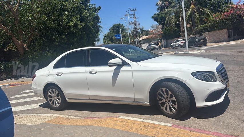 מרצדס-בנץ E-class