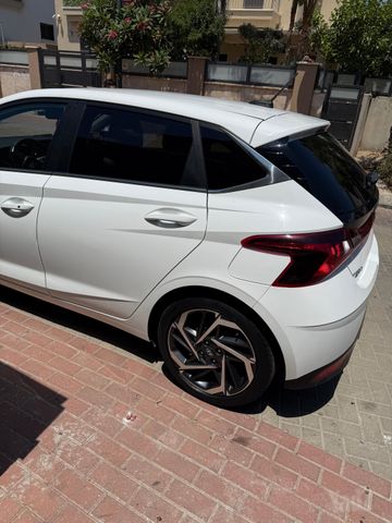יונדאי i20