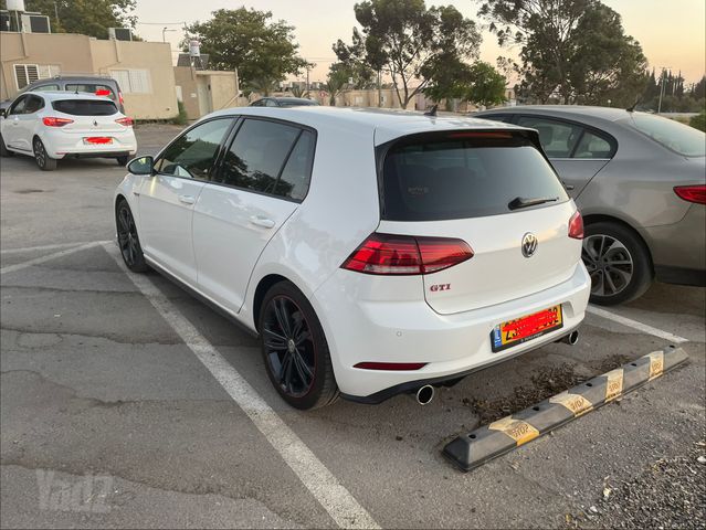 פולקסווגן גולף