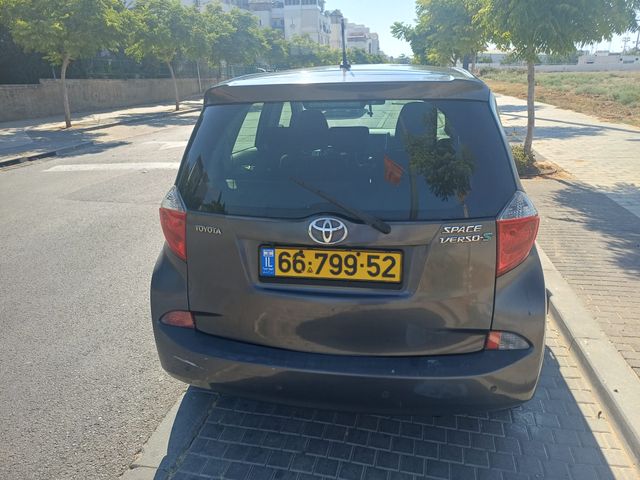 טויוטה ורסו-S