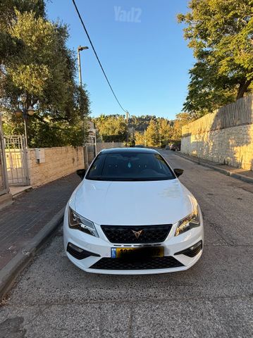 סיאט לאון