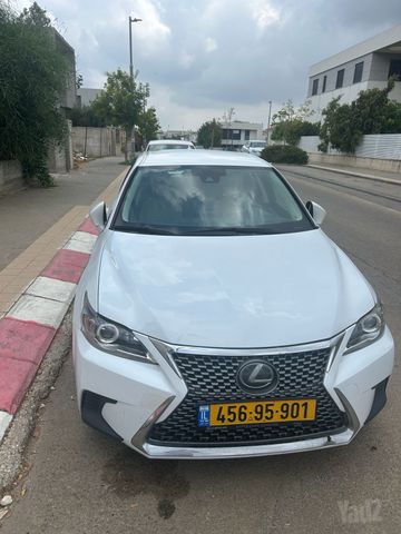 לקסוס CT