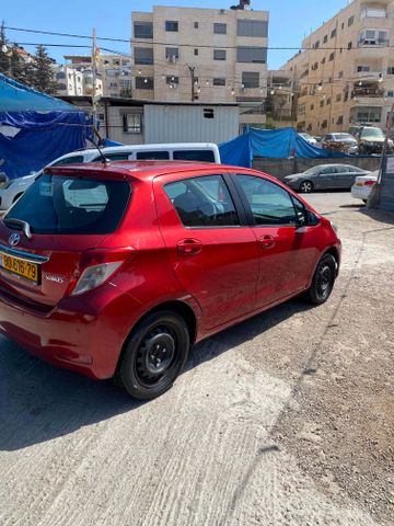 טויוטה יאריס
